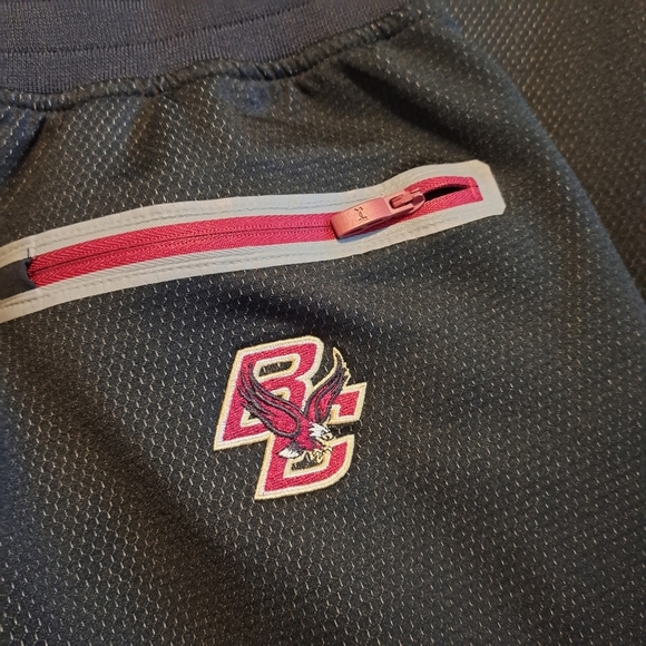 Under Armour Men's size Large loose Boston College black jogging pants, VGUC - Picture 6 of 9